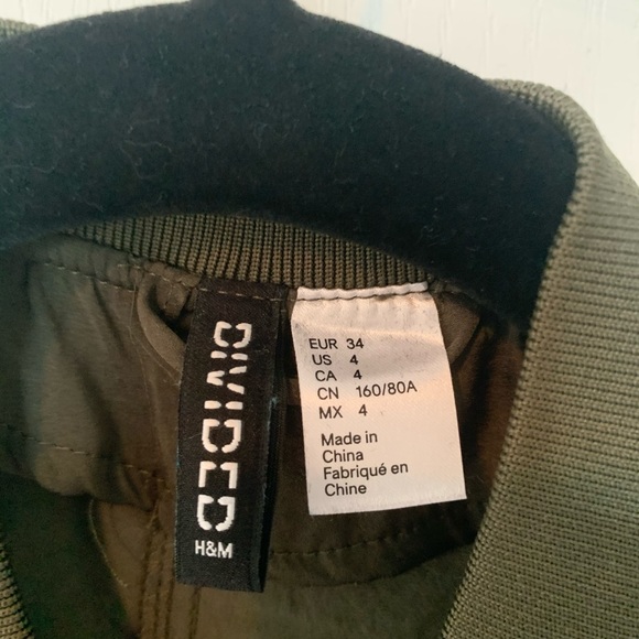 Bomber jacket // satin zip up - Picture 3 of 3